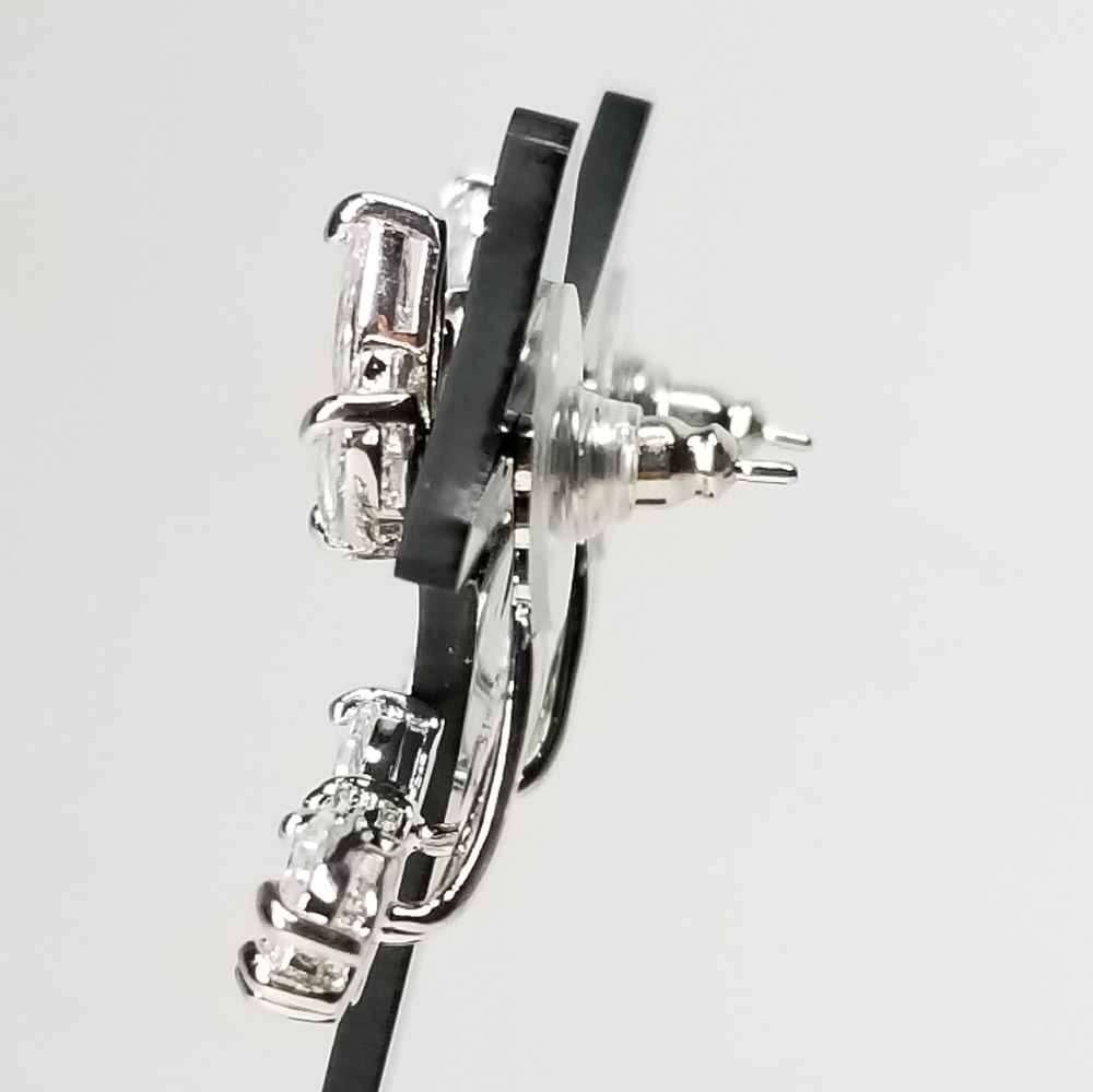 NEW Bling CZ Diamond Earring - Picture 9 of 11